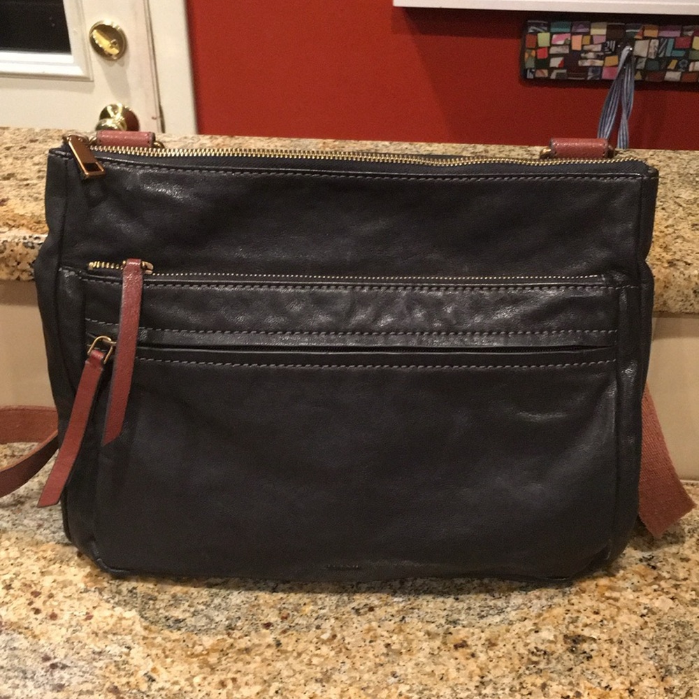 Fossil Black and Brown Leather Shoulder Bag